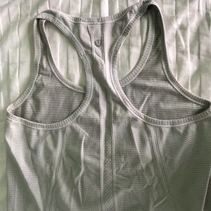 Lulu lemon tank